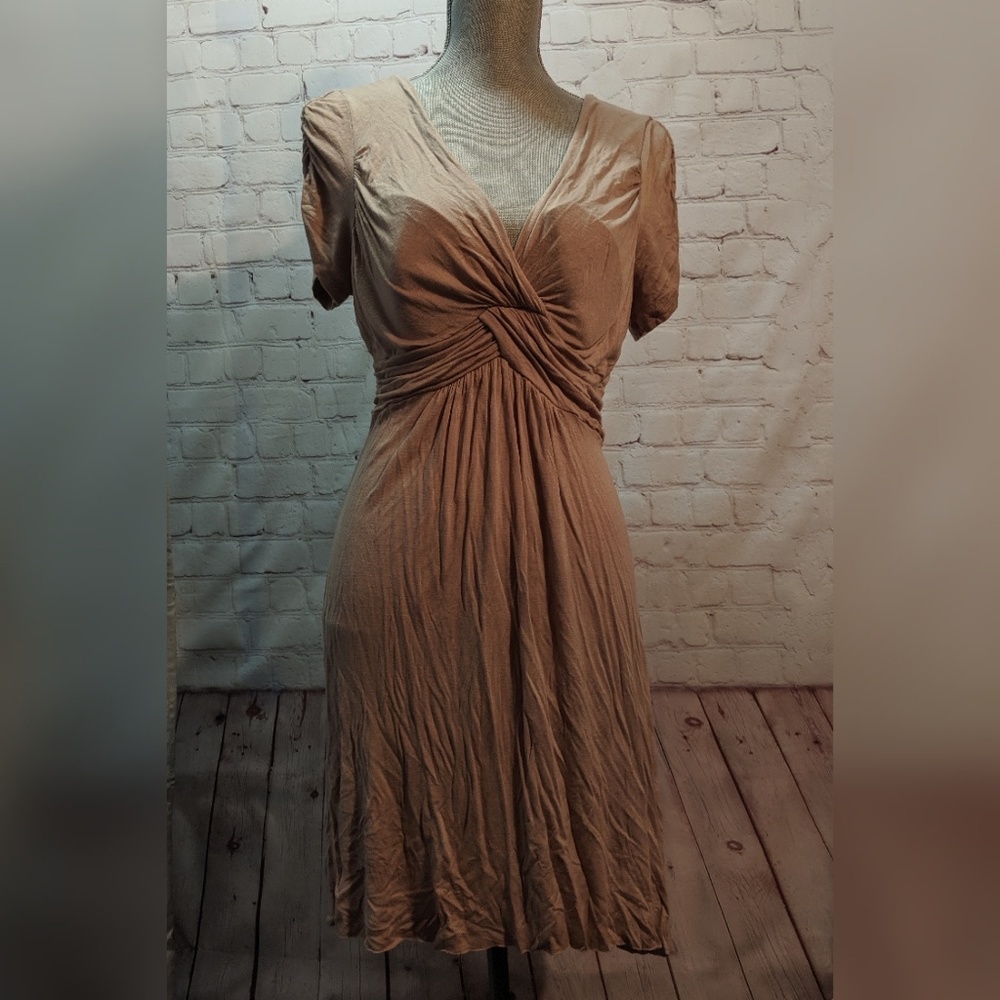 Stretchy knee length dress